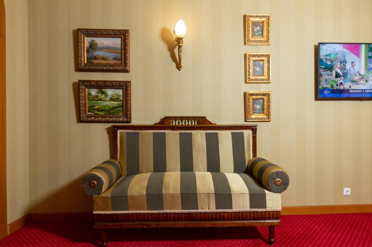 Hotel Am Ring Sibiu Bagian luar foto