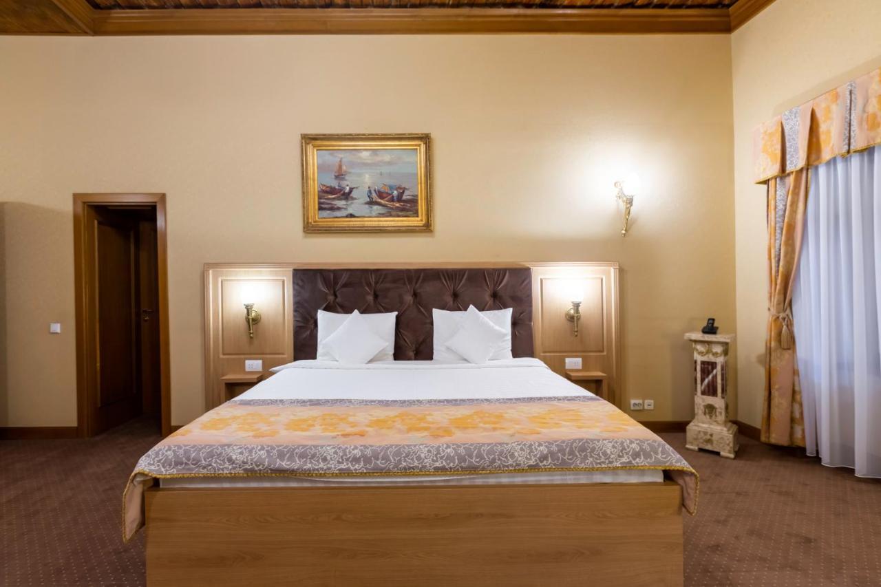 Hotel Am Ring Sibiu Bagian luar foto