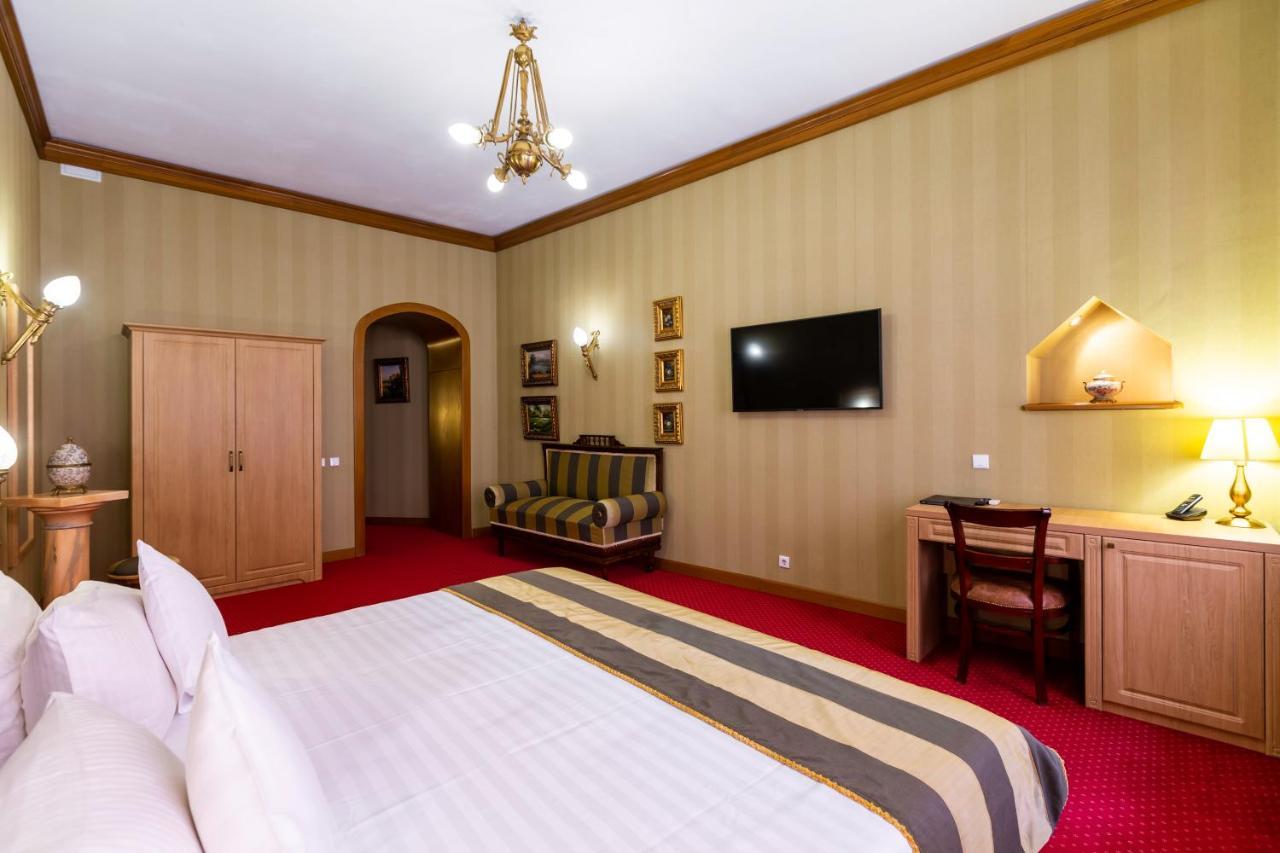 Hotel Am Ring Sibiu Bagian luar foto