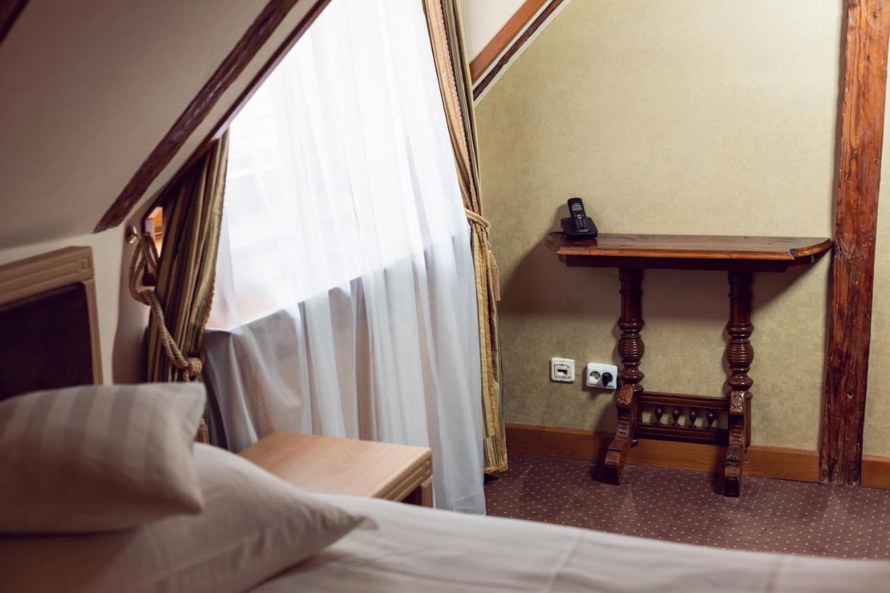 Hotel Am Ring Sibiu Bagian luar foto