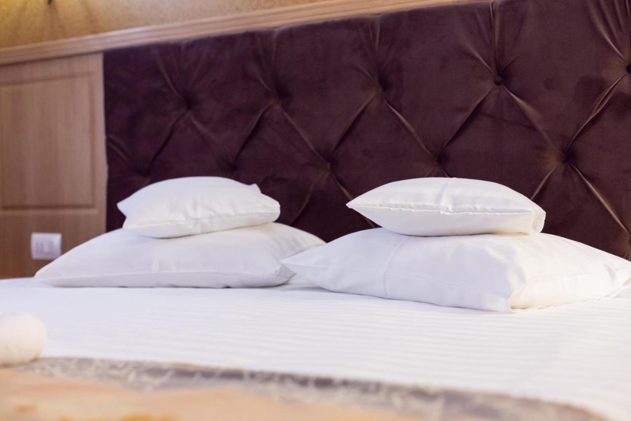 Hotel Am Ring Sibiu Bagian luar foto