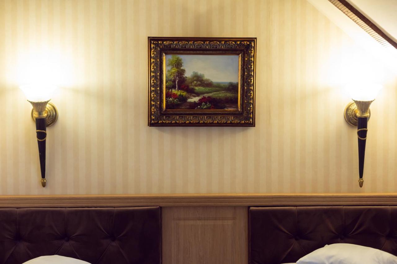 Hotel Am Ring Sibiu Bagian luar foto